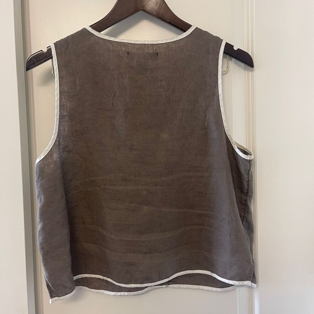 Tahari 100% Linen Sleeveless Button Front Top Grey White Trim Size M Boho Luxe - Picture 3 of 7